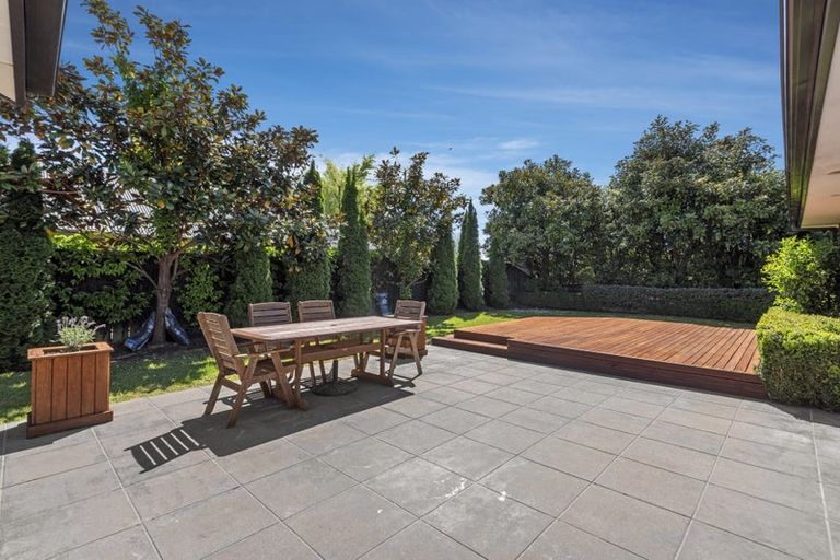 Photo of property in 6 Chanel Place, Prebbleton, 7604