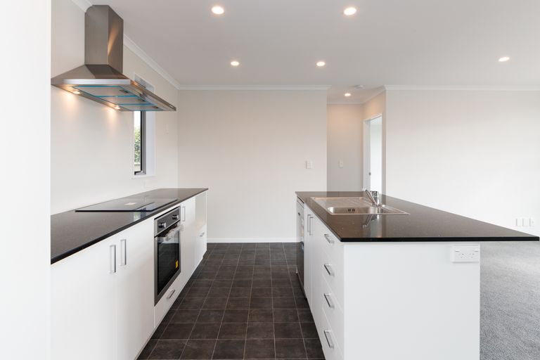 Photo of property in 2 Flint Street, Milson, Palmerston North, 4414