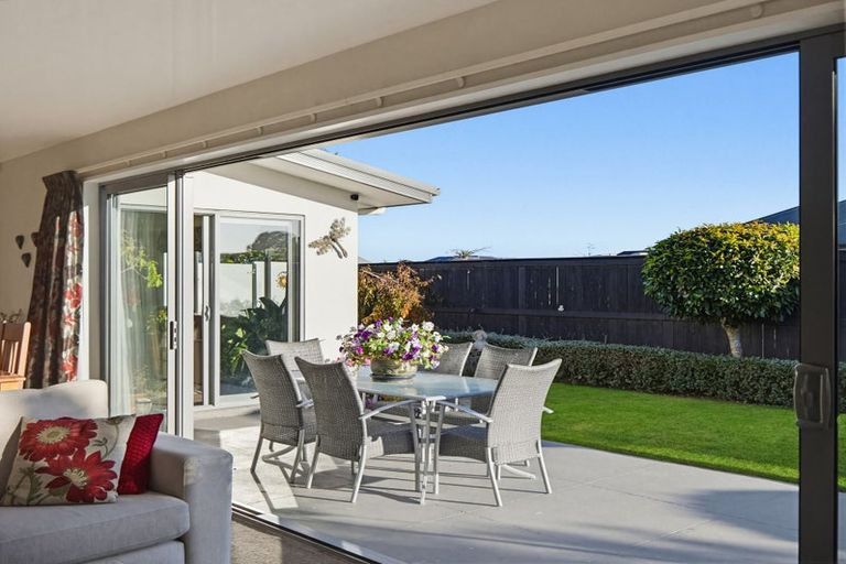 Photo of property in 27 Sovereign Boulevard, Kaiapoi, 7630