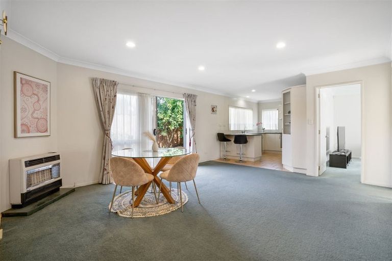 Photo of property in 79 Longford Park Drive, Takanini, 2112