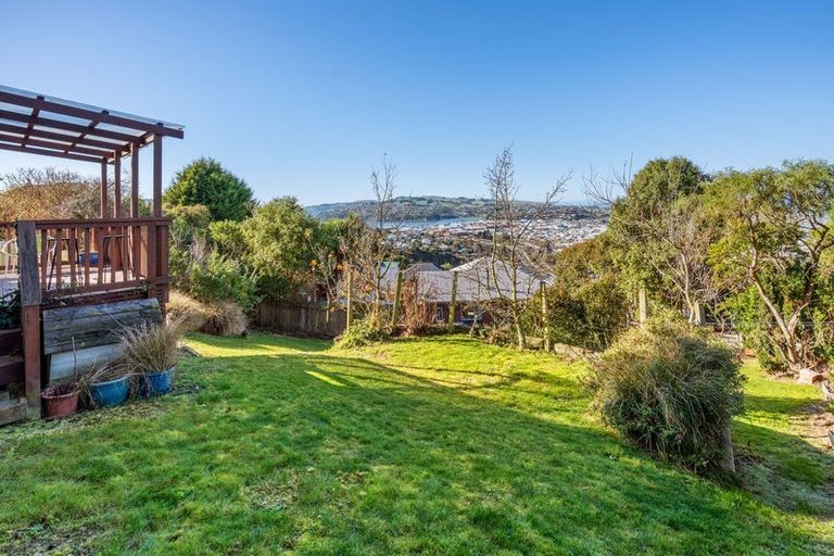 Photo of property in 127 Forfar Street, Clyde Hill, Dunedin, 9011