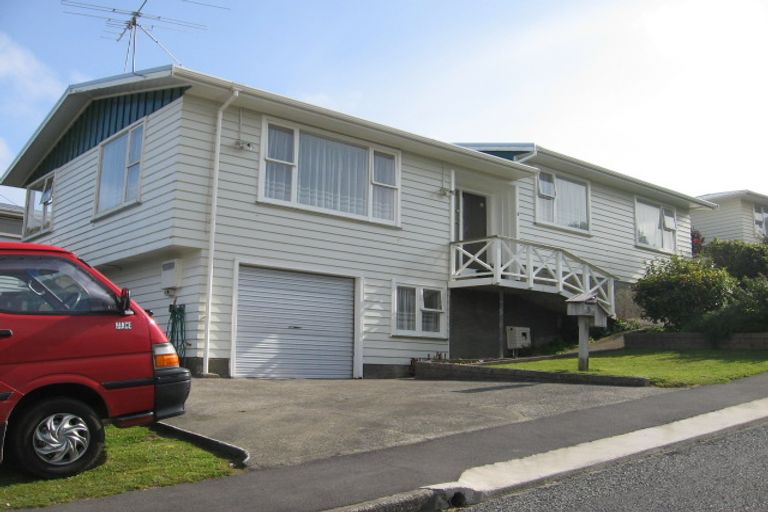 Photo of property in 5 Erris Street, Johnsonville, Wellington, 6037