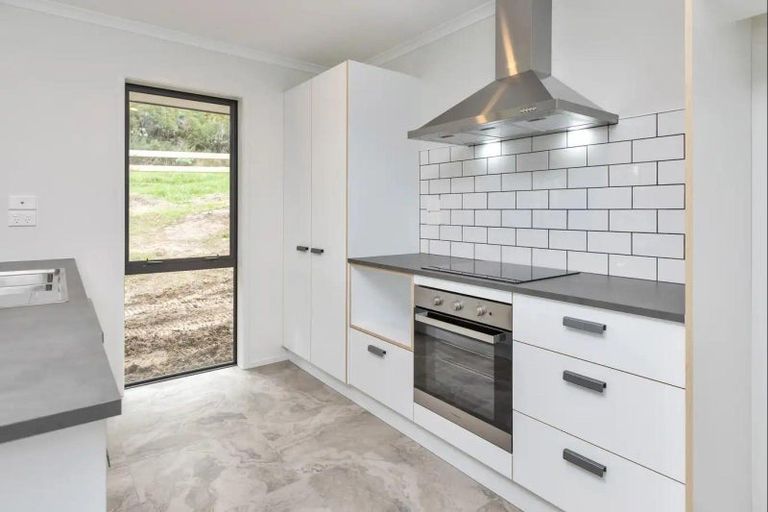 Photo of property in 8 Suncrest Lane, Port Whangarei, Whangarei, 0110