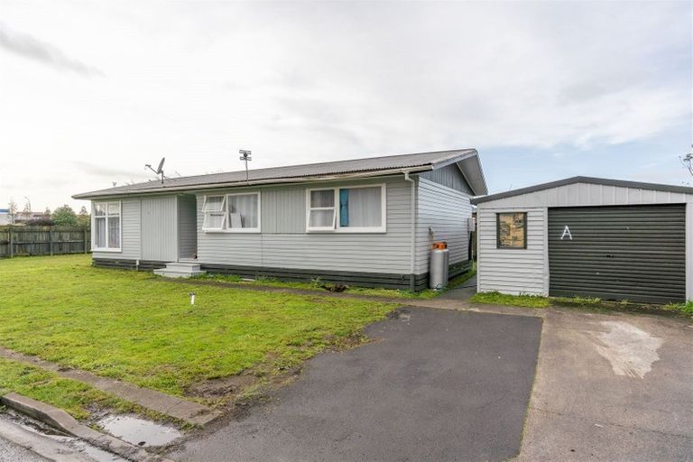 Photo of property in 143a Avalon Drive, Nawton, Hamilton, 3200