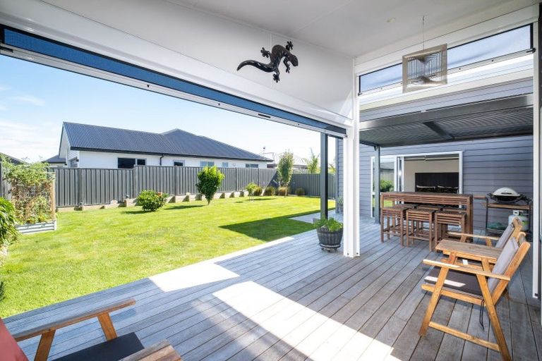 Photo of property in 8 Mckay Close, Frimley, Hastings, 4120