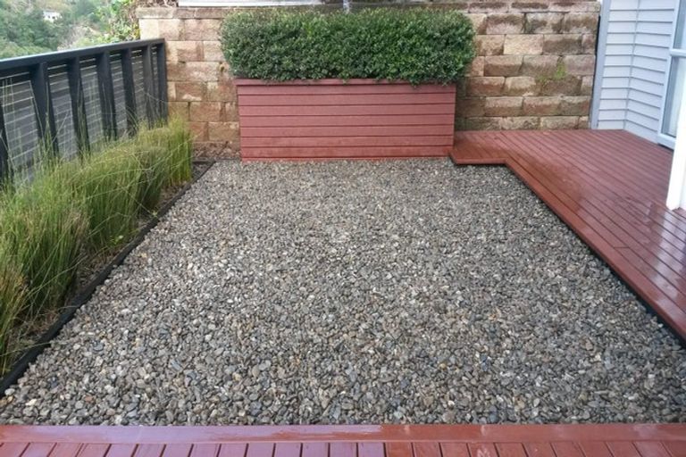 Photo of property in 49 Tiketike Way, Brooklyn, Wellington, 6021