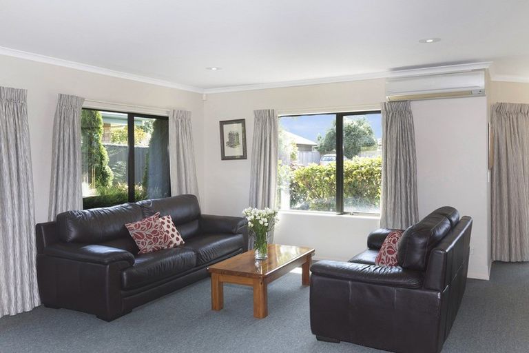 Photo of property in 21 Mounter Avenue, Northwood, Christchurch, 8051