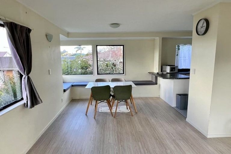Photo of property in 2/10 Belmont Terrace, Milford, Auckland, 0620