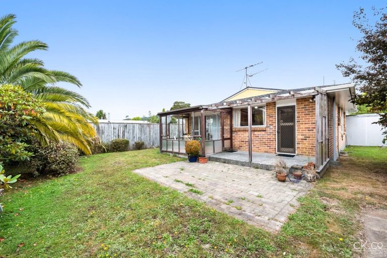 Photo of property in 18f2- Seddon Street, Wallaceville, Upper Hutt, 5018