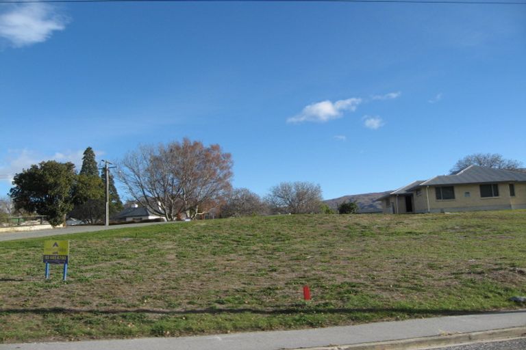 Photo of property in 1 Killala Street, Cromwell, 9310