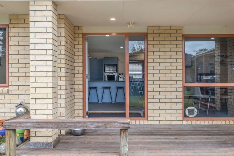 Photo of property in 6 Rays Way, Tuakau, 2121