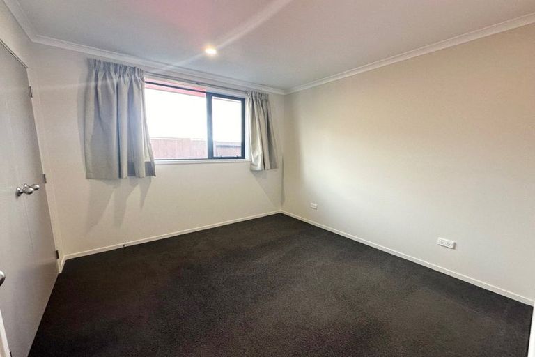 Photo of property in 212 Saint James Drive, Huntington, Hamilton, 3210