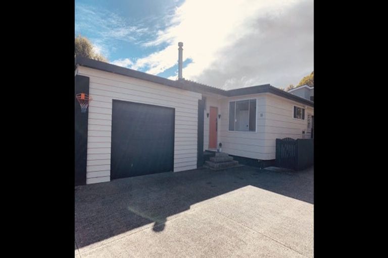 Photo of property in 33b Ngarara Road, Waikanae, 5036