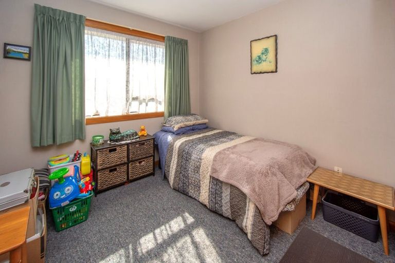 Photo of property in 83 Vancouver Crescent, Wainoni, Christchurch, 8061