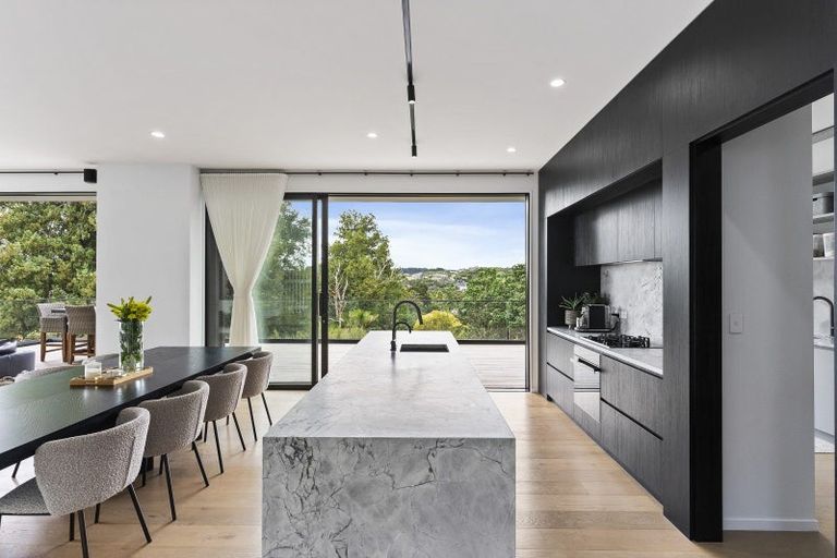 Photo of property in 326 Flat Bush School Road, Flat Bush, Auckland, 2019