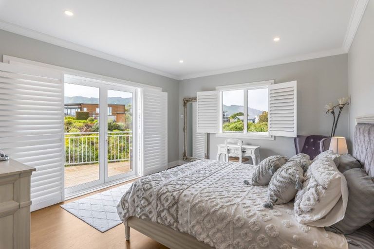 Photo of property in 7 Lamont Place, Waikanae, 5036