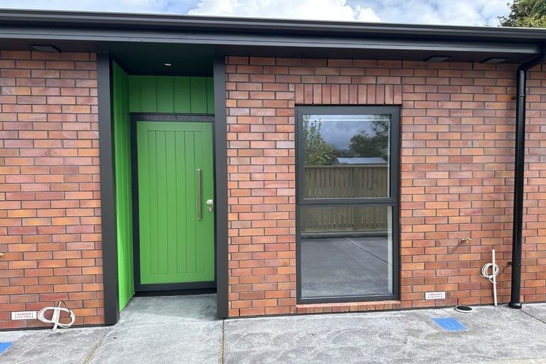 Photo of property in 28 York Street, Levin, 5510