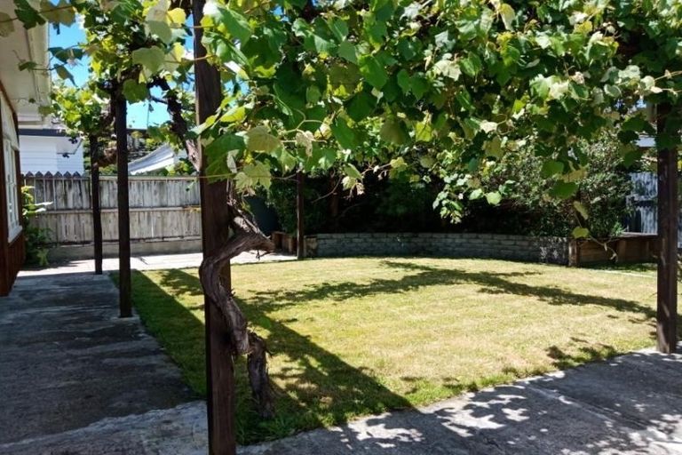 Photo of property in 28 Burnton Street, Epuni, Lower Hutt, 5011