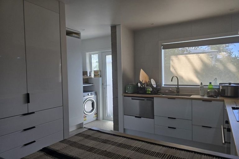 Photo of property in 9/16 Queens Parade, Devonport, Auckland, 0624