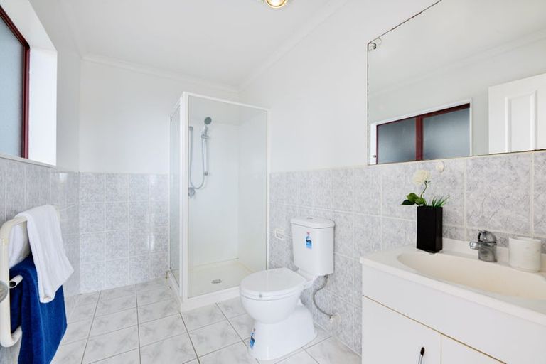 Photo of property in 11 San Carlo Court, Henderson, Auckland, 0612