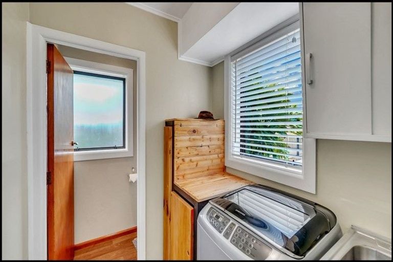 Photo of property in 15 Elwyn Place, Avonhead, Christchurch, 8042