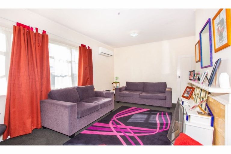 Photo of property in 84 Great South Road, Huntly, 3700