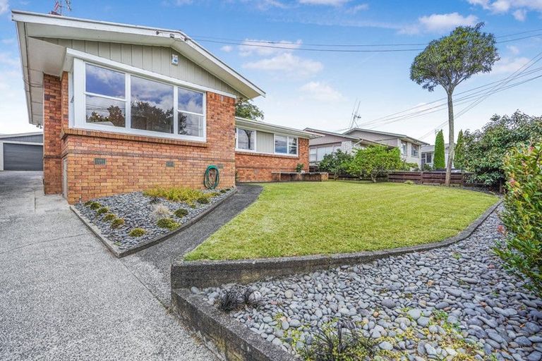 Photo of property in 17 Hamblyn Crescent, Nawton, Hamilton, 3200