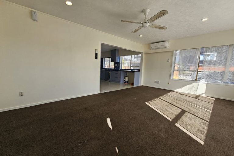 Photo of property in 2/2a Hutt Road, Manurewa, Auckland, 2102