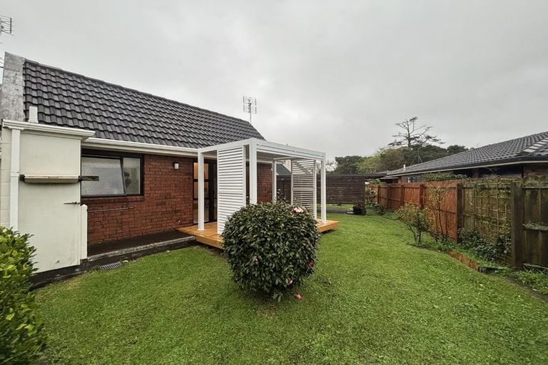 Photo of property in 13 Bellbird Place, Orewa, 0931