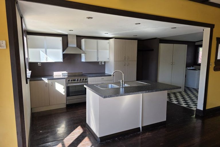 Photo of property in 27 Mill Road, Lower Vogeltown, New Plymouth, 4310