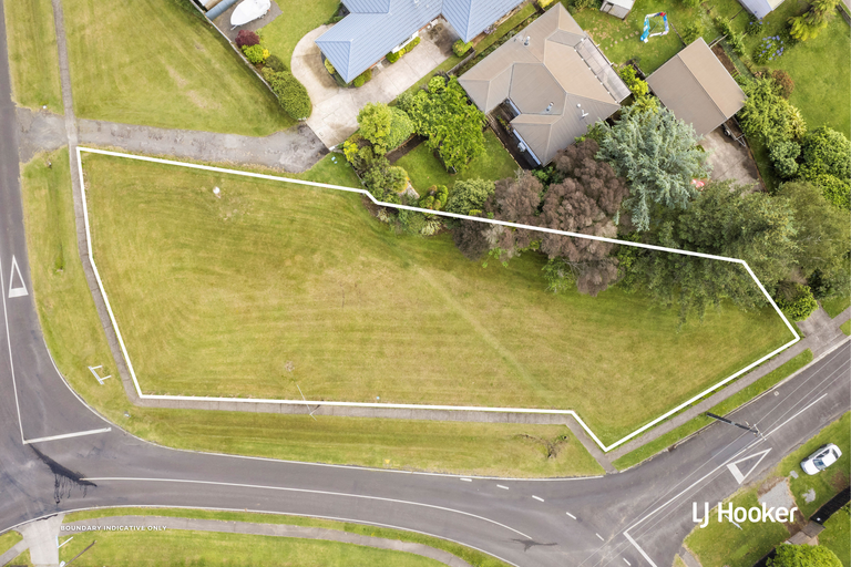 Photo of property in 52b Chesterton Street, Johnsonville, Wellington, 6037