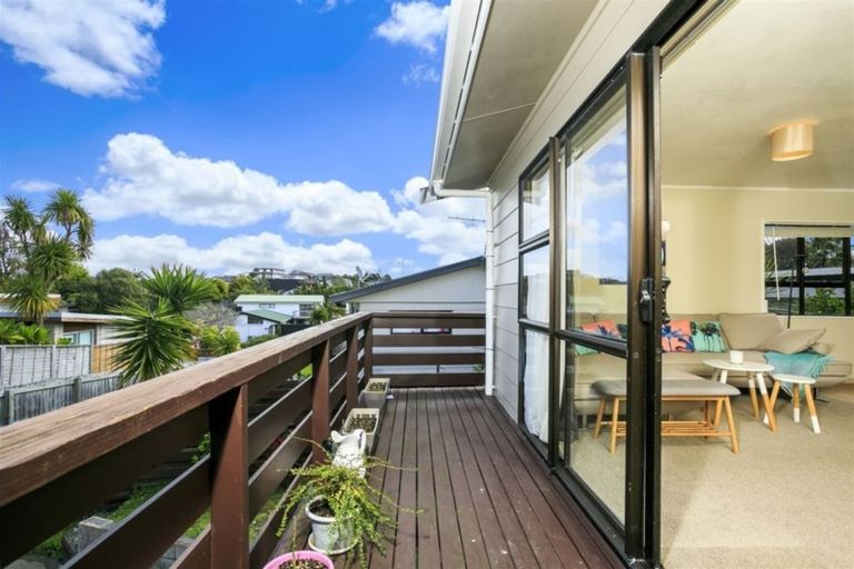 Photo of property in 85b Rosario Crescent, Red Beach, 0932