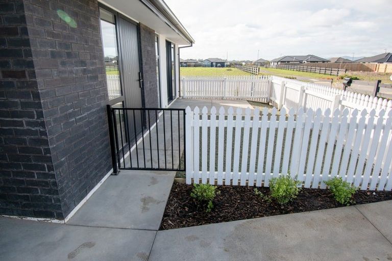 Photo of property in 28 Dodd Road, Rolleston, 7615