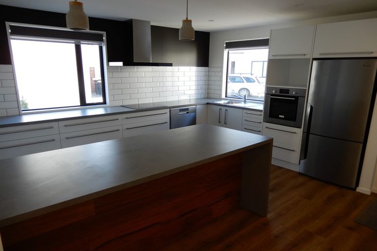 Photo of property in 79 Mandeville Street, Riccarton, Christchurch, 8011