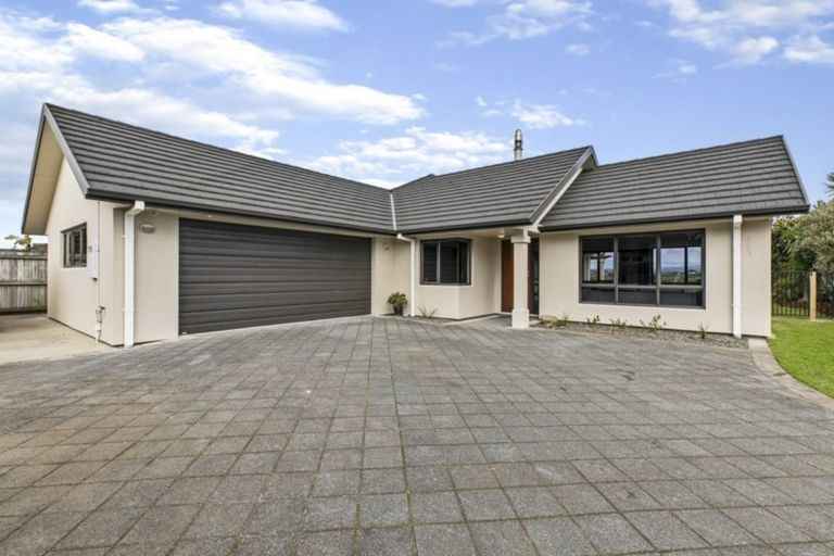 Photo of property in 5 Shaun Close, Papamoa Beach, Papamoa, 3118