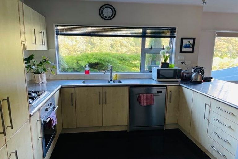 Photo of property in 17u2 Blackbridge Road, Wadestown, Wellington, 6012