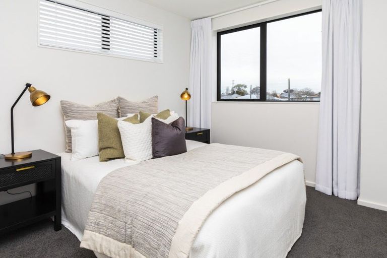 Photo of property in 35 Seymour Street, Hornby, Christchurch, 8042