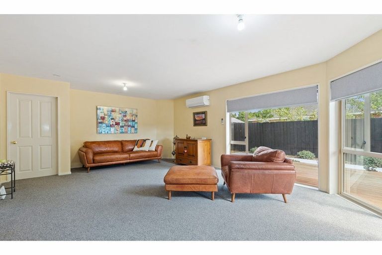 Photo of property in 3 Magnolia Lane, St Albans, Christchurch, 8052