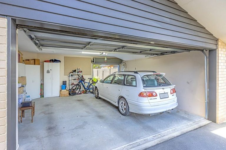 Photo of property in 7 Shield Place, Halswell, Christchurch, 8025