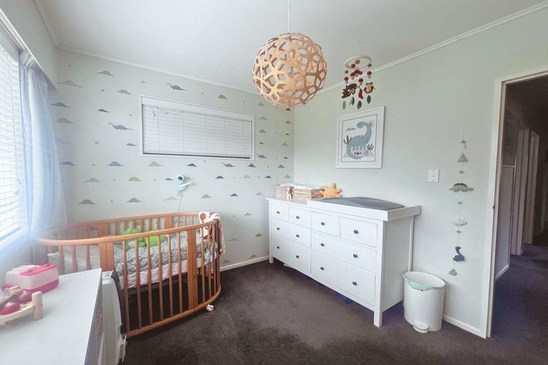 Photo of property in 4 Spey Place, Papakowhai, Porirua, 5024