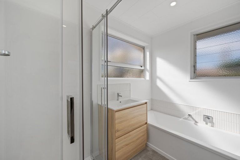 Photo of property in 16 Scarborough Road, Flaxmere, Hastings, 4120