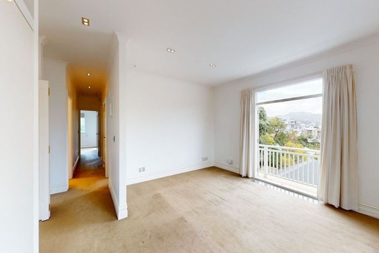 Photo of property in 30a Wright Street, Mount Cook, Wellington, 6021