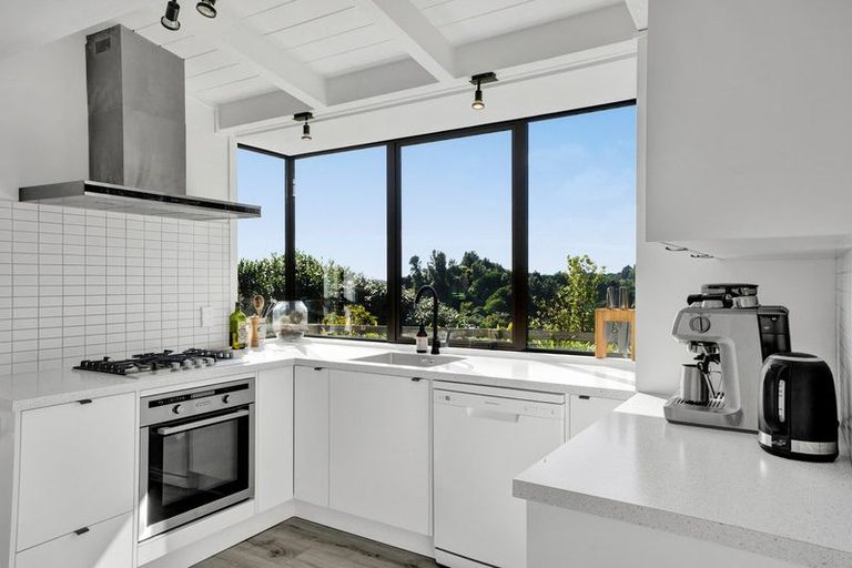 Photo of property in 11a Ash Place, Whalers Gate, New Plymouth, 4310