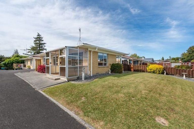 Photo of property in 4 Krippner Place, Dinsdale, Hamilton, 3204