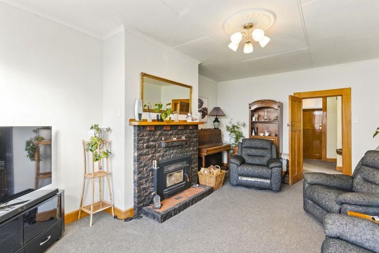 Photo of property in 2 Weraroa Road, Levin, 5510