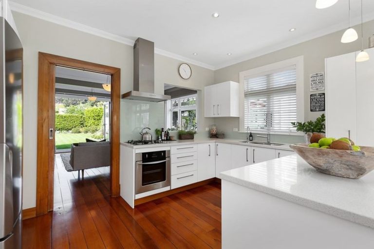 Photo of property in 52 Dundas Street, Seatoun, Wellington, 6022