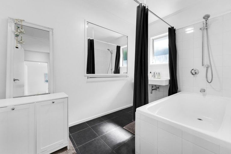 Photo of property in 5/17 Church Street, Devonport, Auckland, 0624