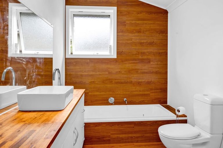 Photo of property in 9 Princes Street, Hawera, 4610