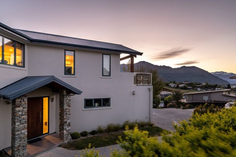 Photo of property in 107a Kings Drive, Wanaka, 9305