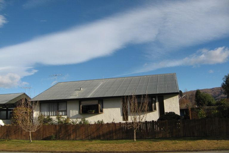 Photo of property in 13 Antrim Street, Cromwell, 9310